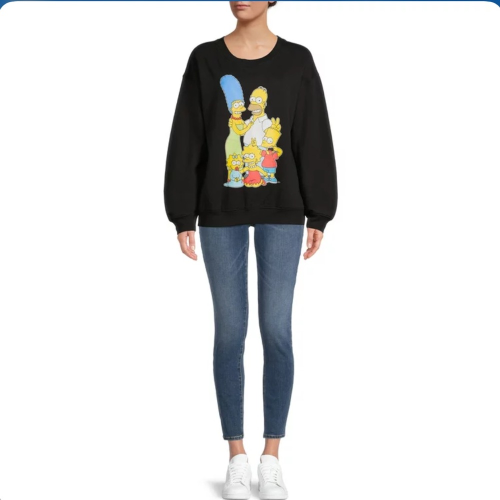 Licensed Graphics
Simpsons Juniors' Family Graphic Fleece Sweatshirt